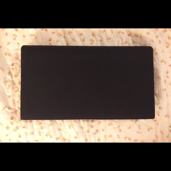 Black cloth clutch - Picture 2 of 7
